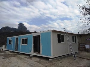 isobox oikiskoi μεταλλικά προκάτ σπίτια